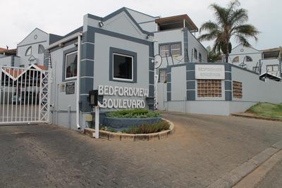 Townhouse For Sale in Morninghill, Bedfordview